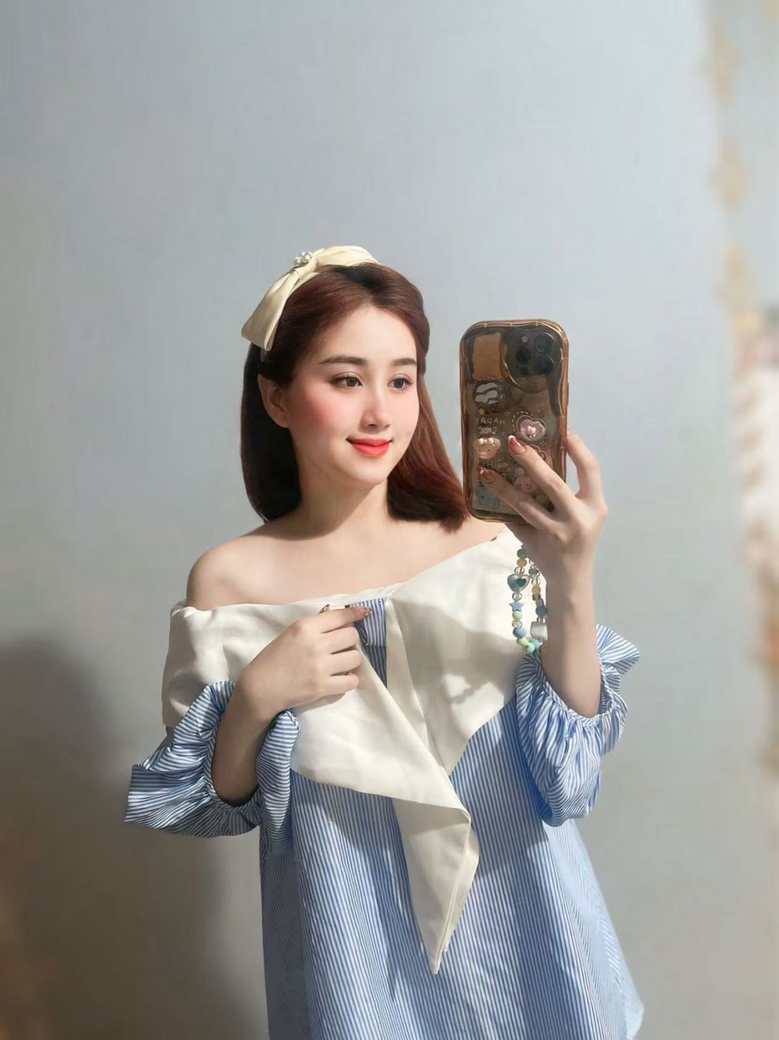 vietnam prostitute Hellen Bao Nhu #lKX0bzTd