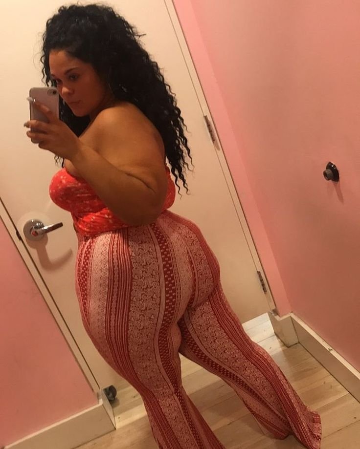 Twerking BBW #nj1cXkfL
