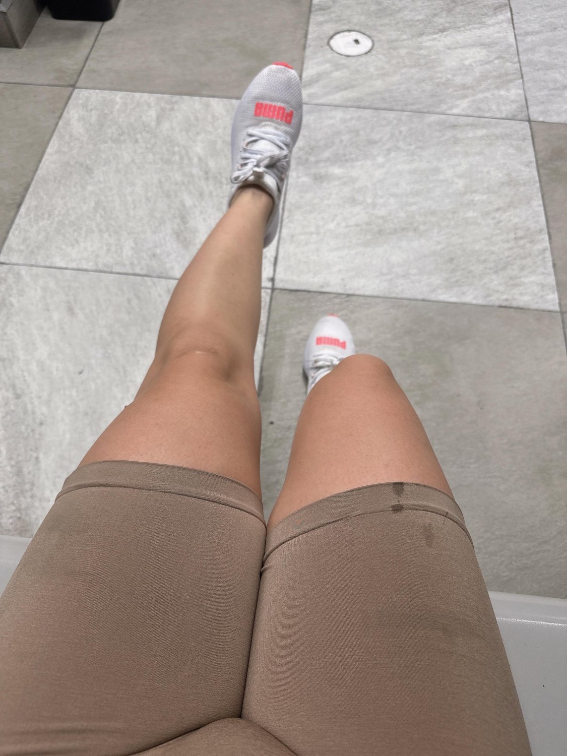 Japanese gym foot slut exposed #uvCiX7RW