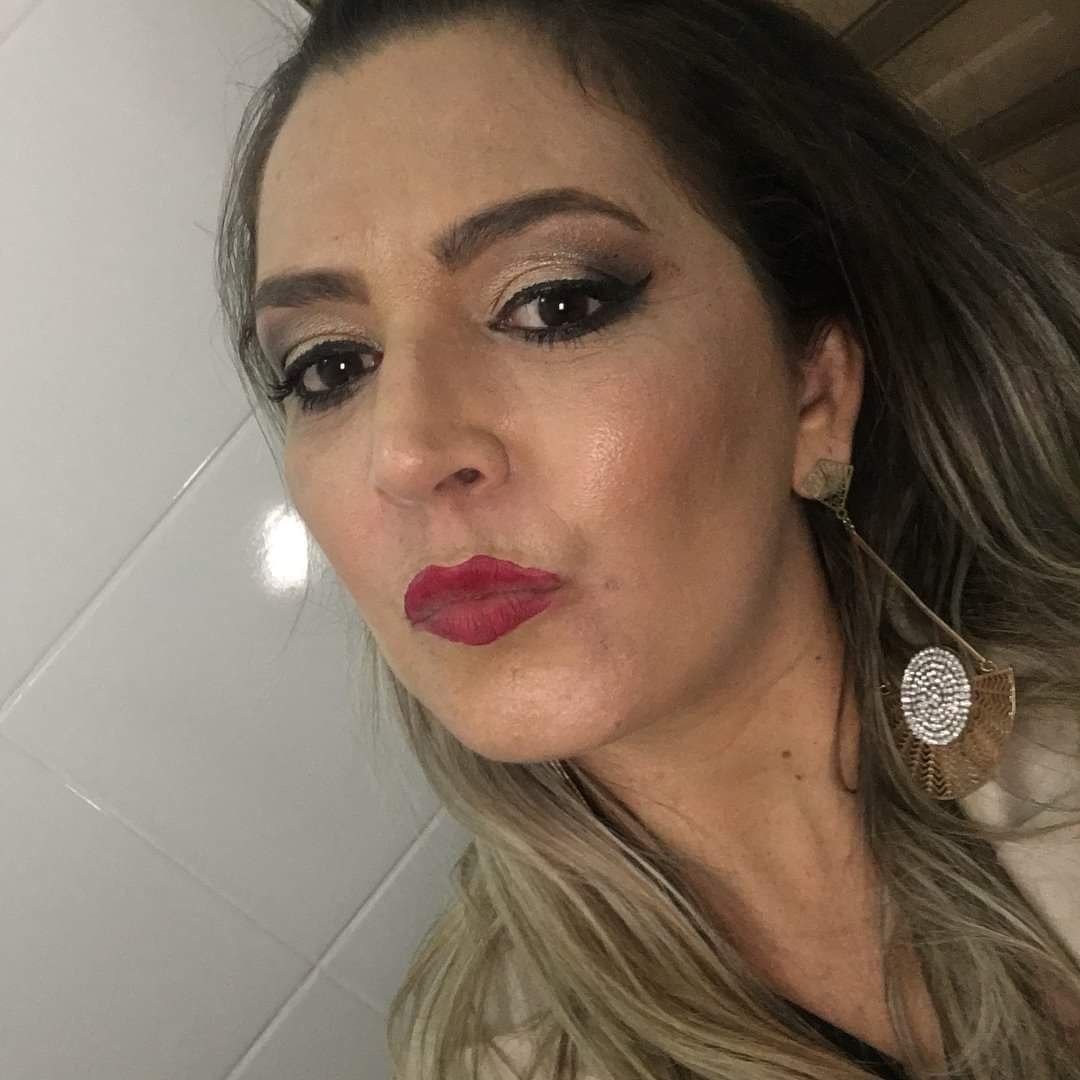 Débora esposa do corno #CJ9aQHEt