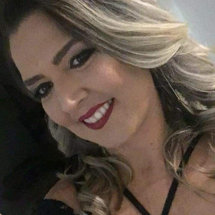 Débora esposa do corno #DLJ4JHdW